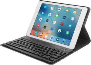 Mobiparts Bluetooth Keyboard Case | Geschikt voor Apple iPad Air/Air 2/9.7 (2017)/9.7 (2018)/Pro 9.7 | QWERTY | Zwart